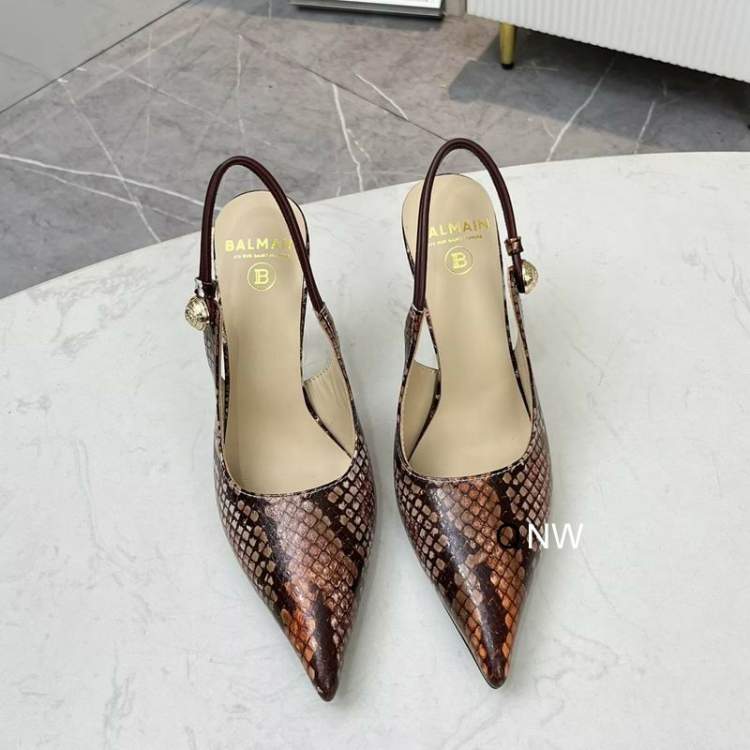 Picture of Versace Shoes _SKUVersacesz35-401020391.5CMNW1001